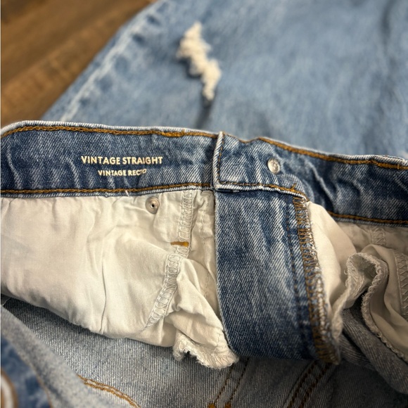 Universal Thread Sz 10/30R Light Blue Distressed Boyfriend Jeans Denim High Rise - Picture 4 of 10